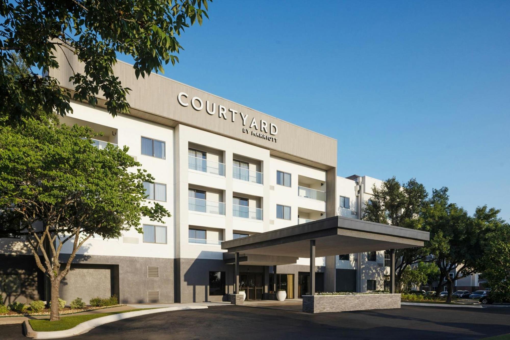 Отель Courtyard Austin South Экстерьер фото
